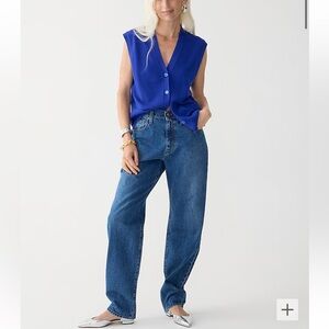 Never worn! J.crew mid-rise slouchy straight jeans